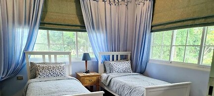 Khaoyai 6 Bedrooms Pool Villa