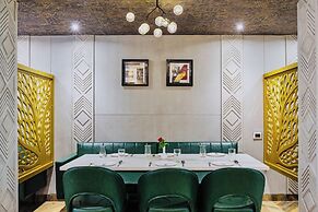 Hotel Emerald