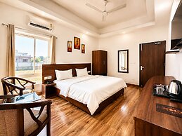 Hotel Four Seasons R