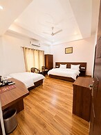 Hotel Four Seasons R