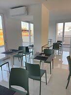 Gheloi Apartments