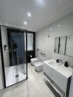 Gheloi Apartments
