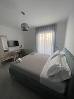 Gheloi Apartments