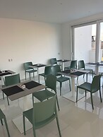 Gheloi Apartments