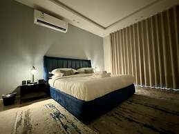 Khozama Living