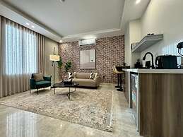 Khozama Living