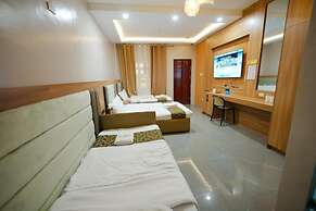 Casa Familia Hotel
