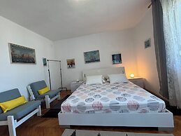 Apartman Karlo