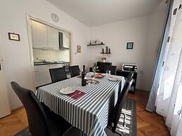 Apartman Karlo