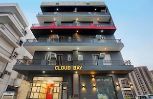 Cloud Bay Hotels - Sector 69