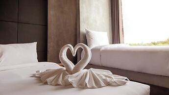B2 Phuket Boutique & Budget Hotel