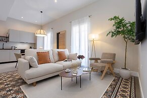 Lovely apt With Balcony in Granada San Anton 303