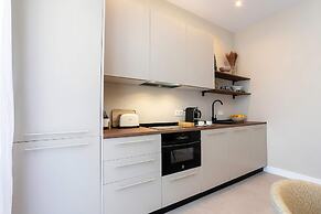 Luxurious 3 bd Apartment in Granada San Anton 302