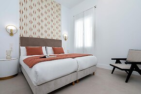 Luxurious 3 bd Apartment in Granada San Anton 302