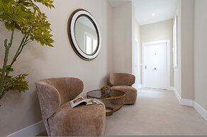 Luxurious 3 bd Apartment in Granada San Anton 302