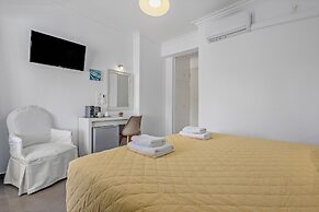 Kamelia Hotel