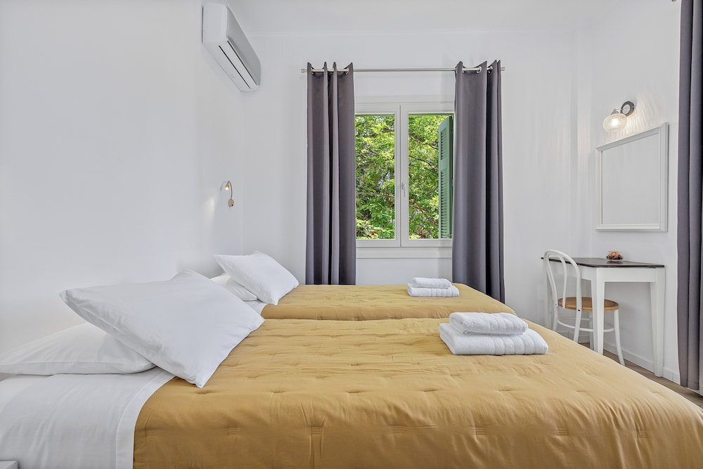 Kamelia Hotel