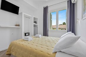 Kamelia Hotel