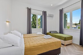 Kamelia Hotel