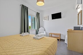Kamelia Hotel