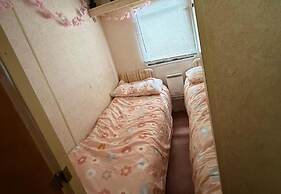 Static Caravan Sleeps 8 With Indoor Pool