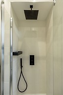 Modern Wheatfield Apartment