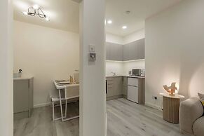 Modern Wheatfield Apartment