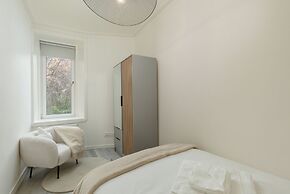 Modern Wheatfield Apartment