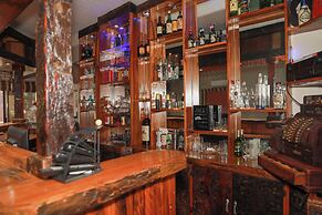 Golden Quilt Venue Stays