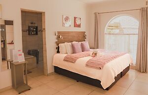 Golden Quilt Venue Stays