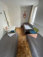 Lama Rooms