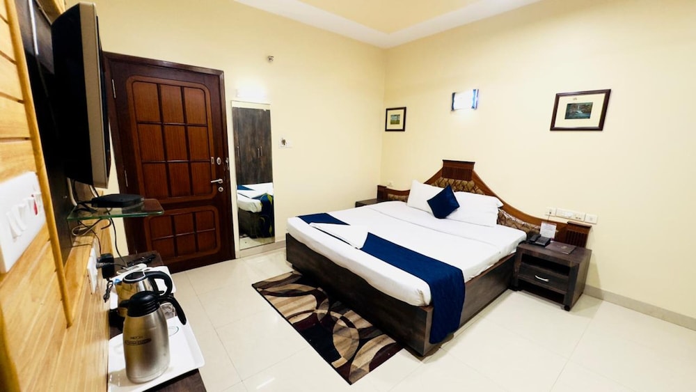 Grand residency