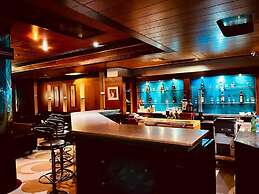 Grand residency