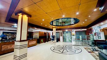 Grand residency