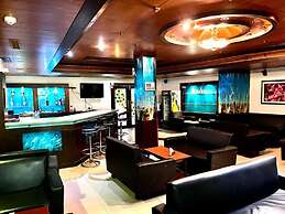 Grand residency