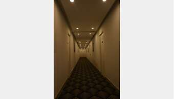 Leluxe Boutique Hotel