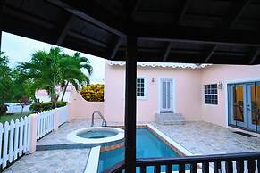 Tee Joys Villa