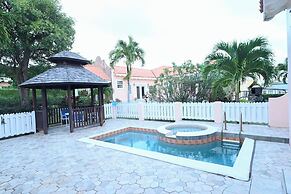 Tee Joys Villa