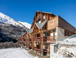 Alpine Stay, Pool & Spa Access