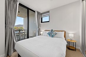 Stylish 2-bed Stay Near Canberra Centre