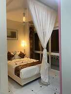 Breeze Bay Hotel Diani