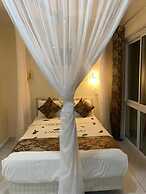 Breeze Bay Hotel Diani