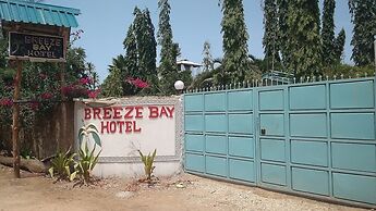 Breeze Bay Hotel Diani