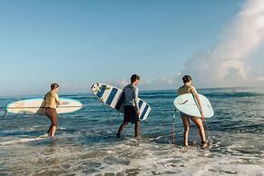 El Encuentro Surf Lodge
