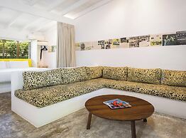 El Encuentro Surf Lodge