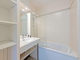 5-person Stay With Pool
