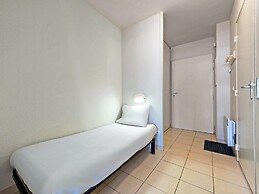 5-person Stay With Pool