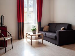 Dinan Stay With Free Parking