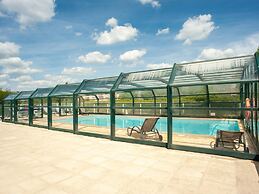 Dinan Stay With Free Parking