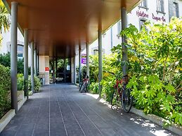 Dinan Stay With Free Parking